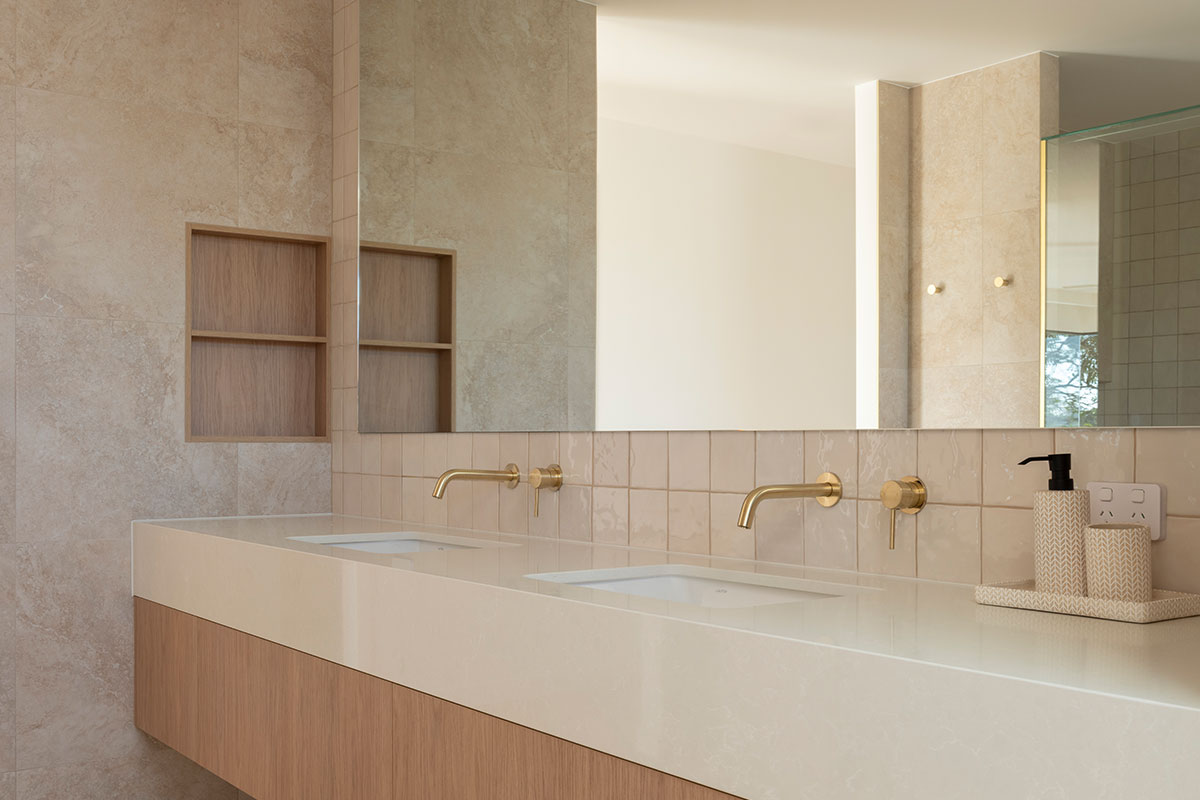 Mirrors Gold Coast Specialists 
